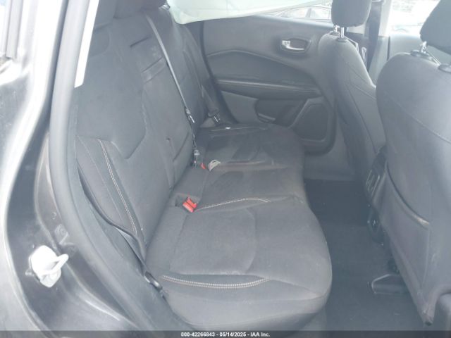 2018 JEEP COMPASS 3C4NJCAB0JT267454 Photo 7