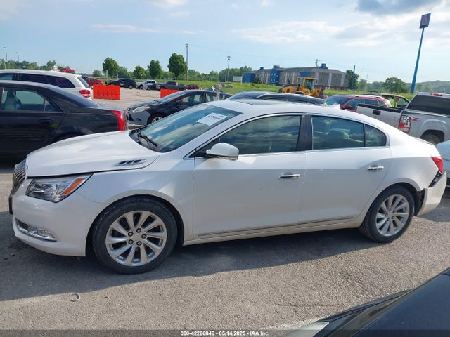 1G4GB5G3XFF314763 Buick lfx