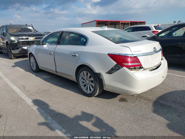 1G4GB5G3XFF314763 Buick lfx