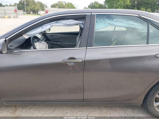 4T1BF1FK5FU079412 Toyota CAMRY SE