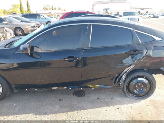 19XFC2F61KE211940 Honda Civic Lx