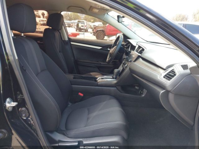 19XFC2F61KE211940 Honda Civic Lx