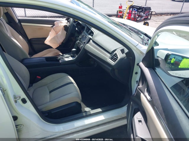 19XFC2F58HE041284 Honda Civic Lx
