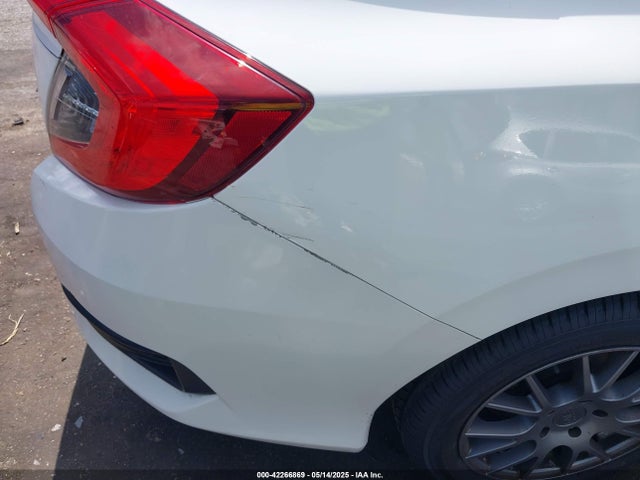 19XFC2F58HE041284 Honda Civic Lx