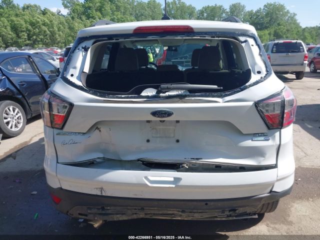 1FMCU9HD7JUA09104 Ford ESCAPE SEL