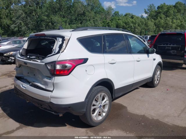 1FMCU9HD7JUA09104 Ford ESCAPE SEL