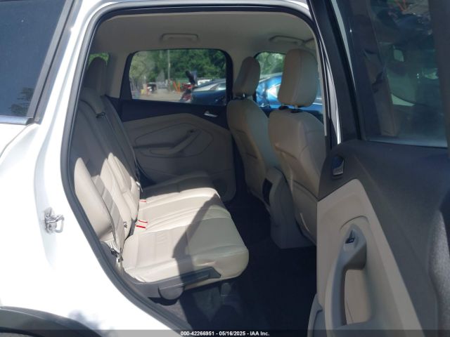 1FMCU9HD7JUA09104 Ford ESCAPE SEL