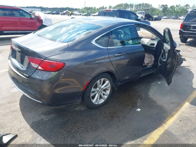 Chrysler 200 Limited 2015 1C3CCCAB1FN582289 Image 4