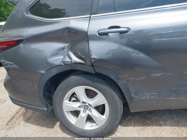 5TDKDRAH6RS539383 Toyota Highlander Le