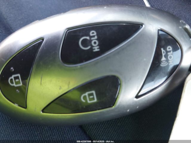 KMHLM4DGXRU661519 Hyundai ELANTRA SEL