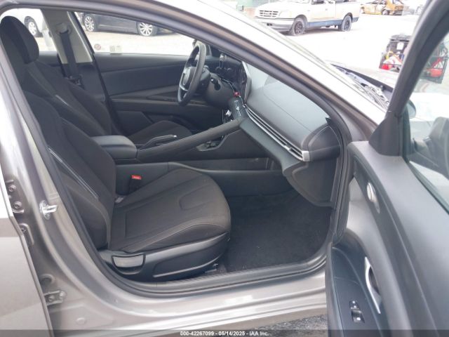 KMHLM4DGXRU661519 Hyundai ELANTRA SEL