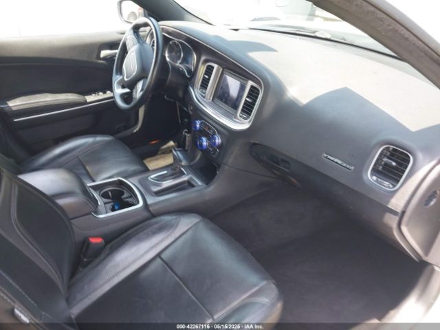 2C3CDXBG1KH725341 Dodge Charger Sxt Rwd