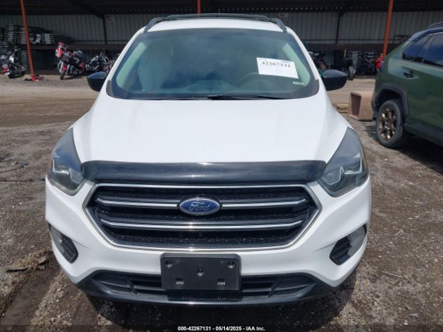 1FMCU9GD8KUB42375 Ford ESCAPE SE