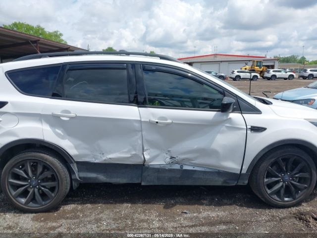 1FMCU9GD8KUB42375 Ford ESCAPE SE