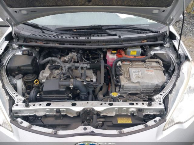 JTDKDTB36E1063708 Toyota Prius C Two