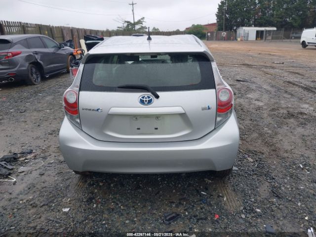 JTDKDTB36E1063708 Toyota Prius C Two