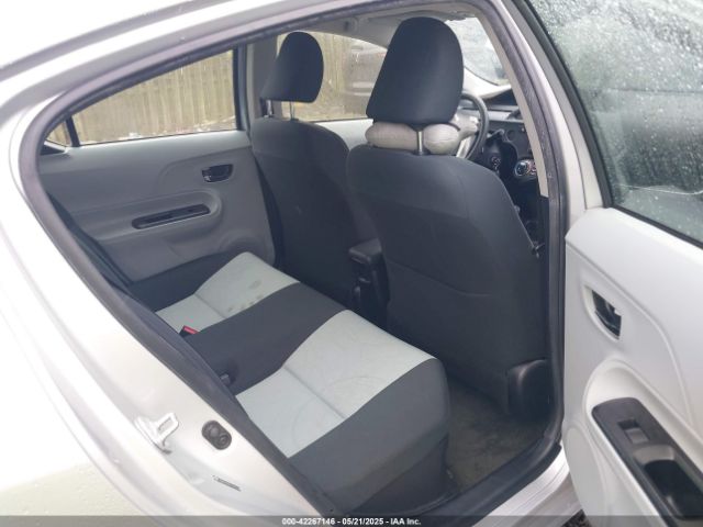 JTDKDTB36E1063708 Toyota Prius C Two