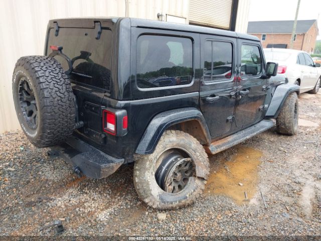 2020 JEEP WRANGLER UNLIMITED 1C4HJXDM8LW320626 Photo 3