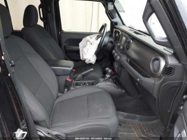 2020 JEEP WRANGLER UNLIMITED 1C4HJXDM8LW320626 Photo 4