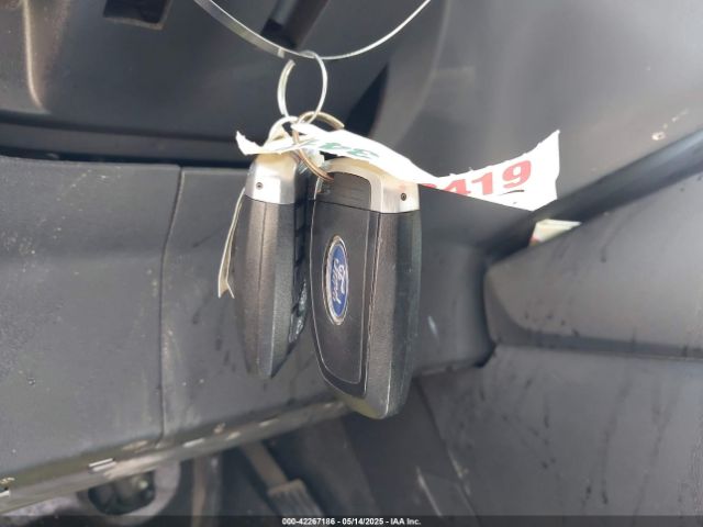 1FMCU9G62NUA32931 Ford ESCAPE SE