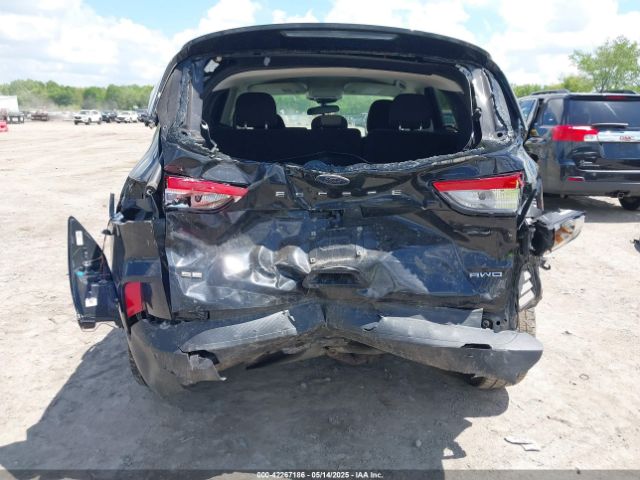 1FMCU9G62NUA32931 Ford ESCAPE SE