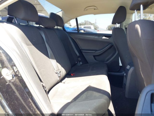 3VW267AJ2GM380521 Volkswagen Jetta 1.4t S