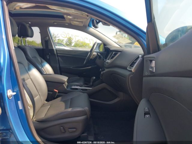 2018 HYUNDAI TUCSON KM8J3CA29JU607050 Photo 4