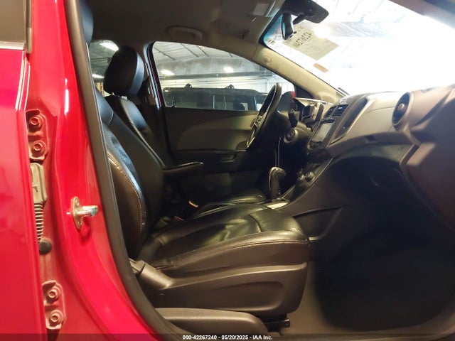 1G1JE5SB7F4102634 Chevrolet Sonic Ltz Auto