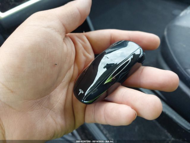 2014 TESLA MODEL S 5YJSA1H14EFP44251 Photo 10