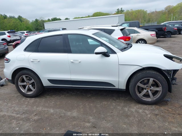Porsche Macan 2020 WP1AA2A56LLB10625 Image 14