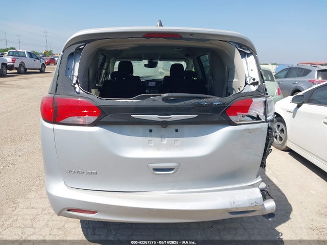 Chrysler Voyager Lx 2024 2C4RC1CG4RR135885 Image 16