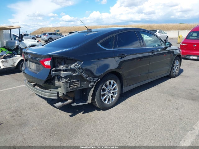 Ford FUSION S 2015 3FA6P0G73FR226685 Image 4