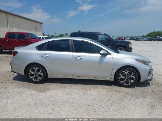 3KPF24AD3KE008312 KIA Forte Lxs