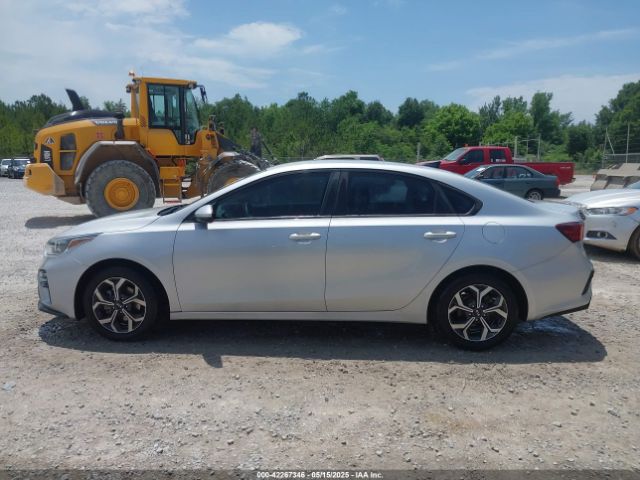 3KPF24AD3KE008312 KIA Forte Lxs