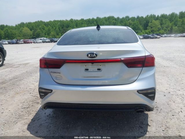 3KPF24AD3KE008312 KIA Forte Lxs