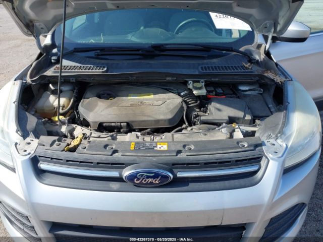 1FMCU0GX0EUA45018 Ford ESCAPE SE
