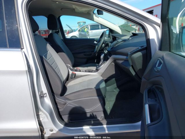 1FMCU0GX0EUA45018 Ford ESCAPE SE