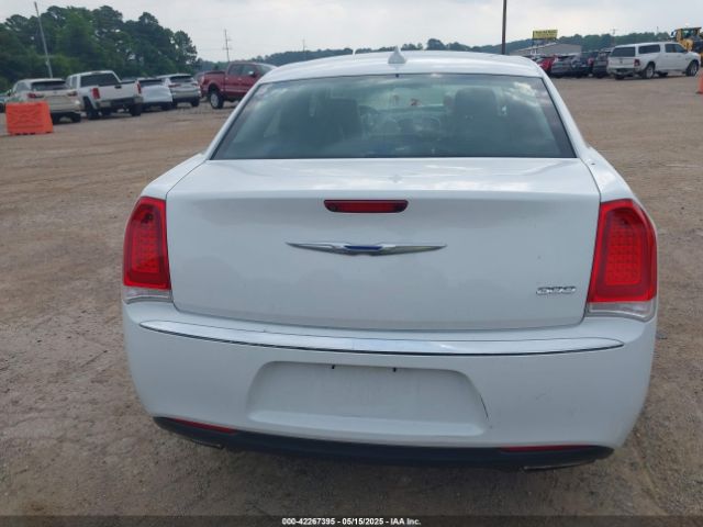 2C3CCAEG2JH159393 Chrysler 2018