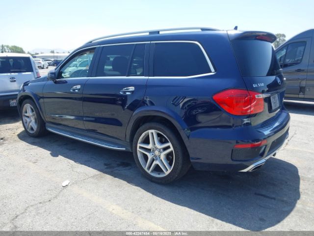2015 MERCEDES-BENZ GL 550 4JGDF7DE4FA447377 Photo 2