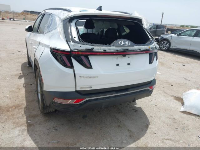 2022 HYUNDAI TUCSON 5NMJB3AE3NH161198 Photo 2