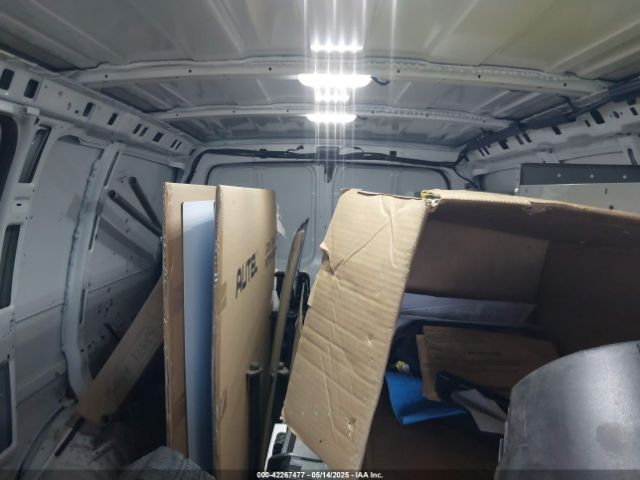 1GCWGAFP0M1265274 Chevrolet Express Cargo Rwd 2500 Regular Wheelbase Wt