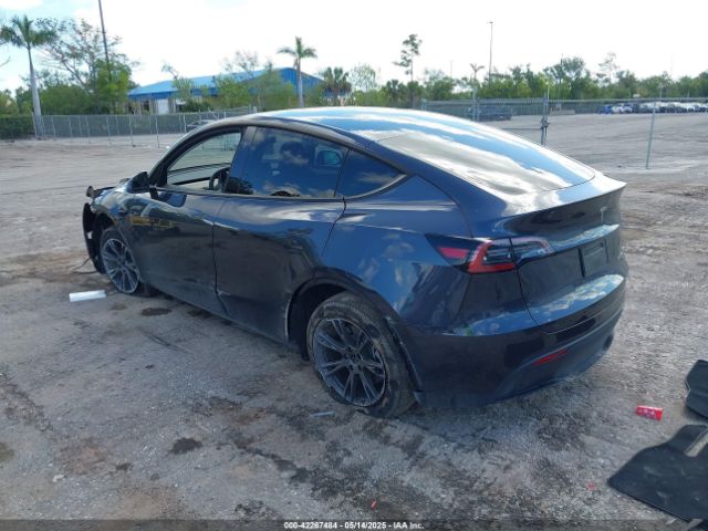 7SAYGDEE4RA322410 Tesla Model Y