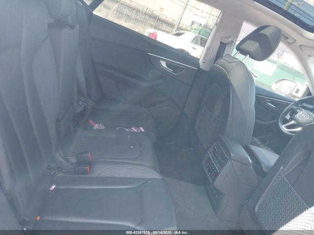2019 AUDI Q8 WA1AVAF1XKD014411 Photo 7
