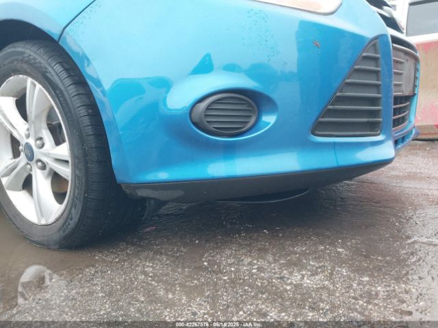 1FADP3F24EL379135 Ford FOCUS SE