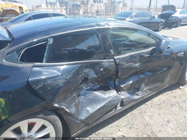 5YJSA1H13EFP42250 Tesla Model S P85