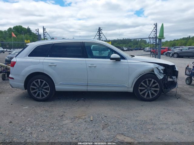 WA1LAAF70JD031855 Audi Q7 3.0t Premium