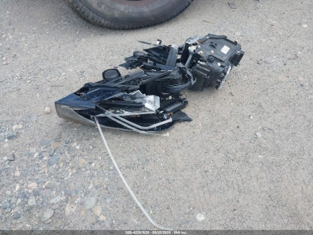 WA1LAAF70JD031855 Audi Q7 3.0t Premium