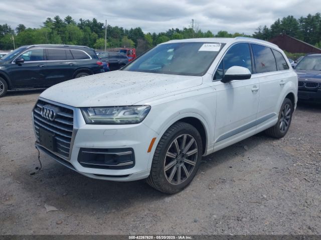 WA1LAAF70JD031855 Audi Q7 3.0t Premium