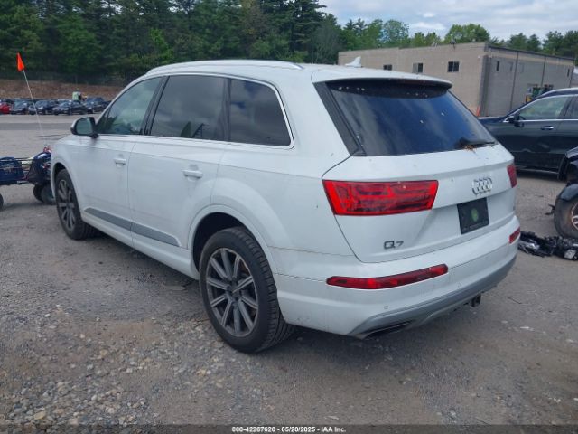 WA1LAAF70JD031855 Audi Q7 3.0t Premium