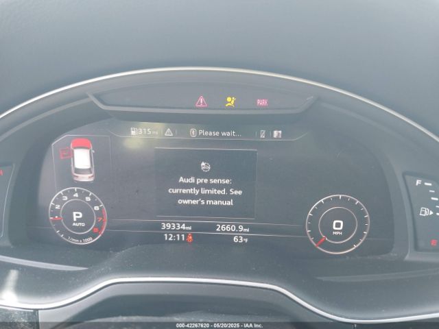 WA1LAAF70JD031855 Audi Q7 3.0t Premium